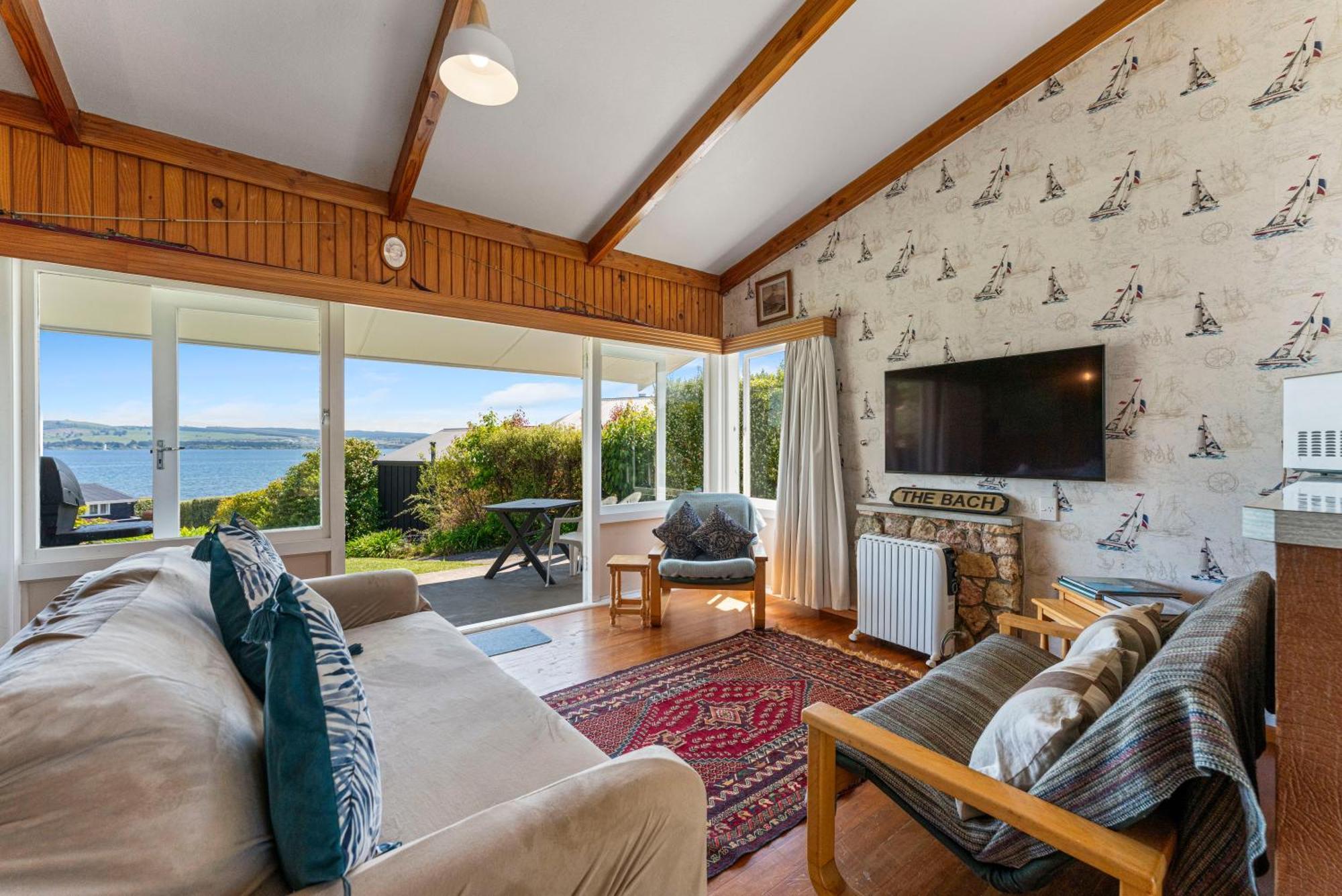 Lakeview Cottage - Rainbow Point Holiday Home Taupo Dış mekan fotoğraf